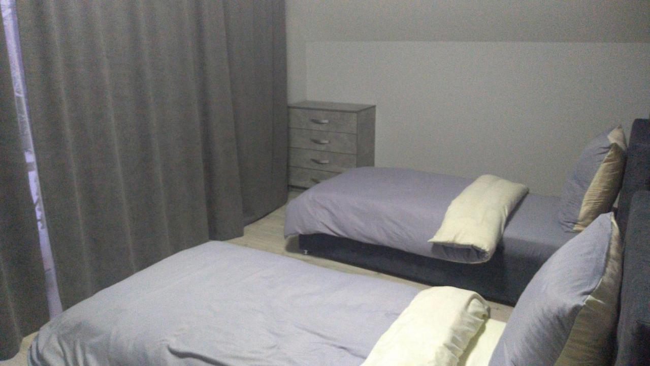 Uzhorod 3 Room Lovely House Extérieur photo